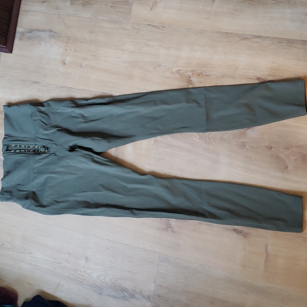 Fabletics Leggings NWOT